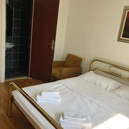 Kalvarija Rooms בית הארחה נובי ווינודולסקי